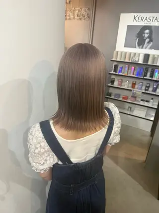 ミディアム 篠田 舞のヘアスタイル