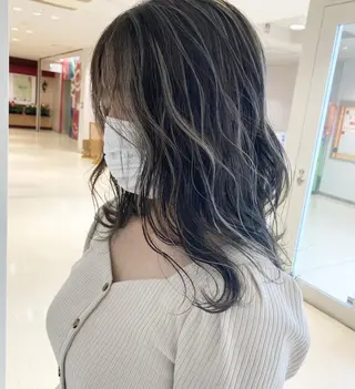 カラー ﾃﾞｻﾞｲﾝｶﾗｰ 🤍ｼﾉﾌﾞ🤍のヘアスタイル