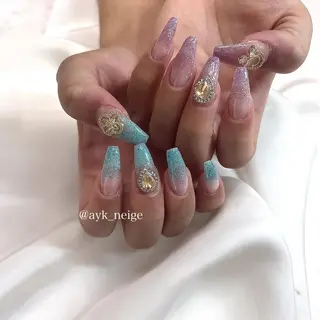 ネイル n'eige nail所属・大谷 綾香のネイルデザイン