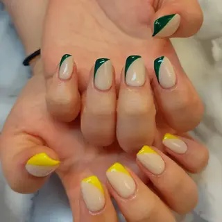 ネイル ジェヌインネイル 河内のネイルデザイン