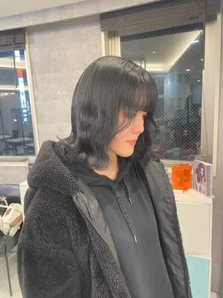 セミロング ♡似合わせハイトーン ♡maiのヘアスタイル