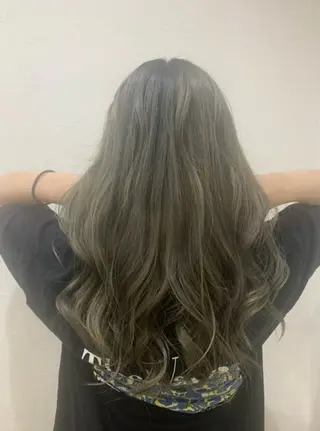 セミロング GRAND JETE所属・Kamiya Minamiのヘアスタイル