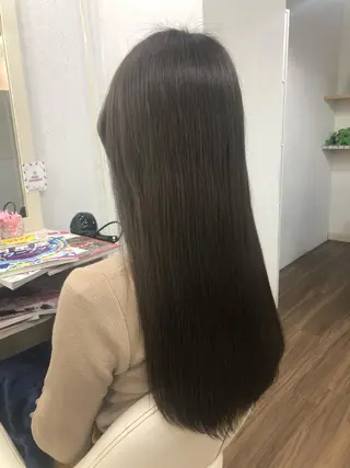 ロング カラー GROSS所属・正木 彩音のヘアスタイル