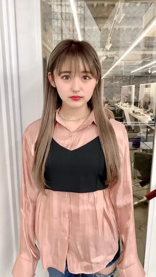 ロング grow 榎本のヘアスタイル