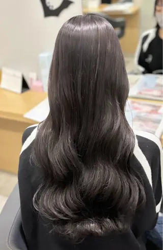 ロング 服部 真希のヘアスタイル