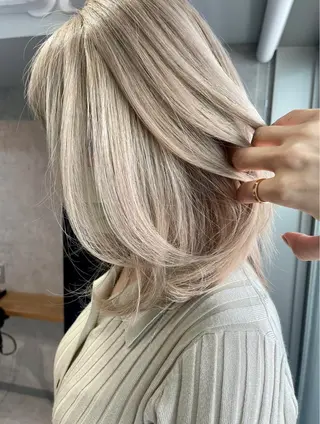 ミディアム カラー 松井那津子 /ハイライトブリーチのヘアスタイル