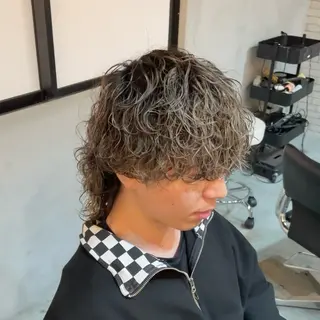 ミディアム パーマ メンズ シャドウパーマ/縦落 ちパーマ 大久保拓実のヘアスタイル