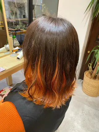 カラー 石田 菜月のヘアスタイル