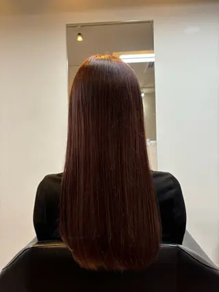 ロング カラー 山下 歩華のヘアスタイル