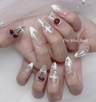 ネイル Pio Mielのネイルデザイン