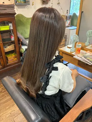 カラー アカリ😸🫶 カラーリスト🧡のヘアスタイル