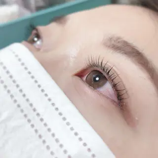 マツエク・マツパ 杉野 まみのヘアスタイル