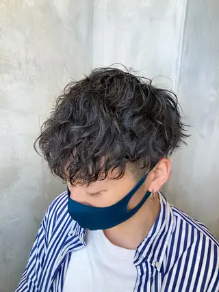 ショート パーマ メンズ fifth JINGUMAE所属・波巻きスパイラルパー マ/シャドウパーマ駿のヘアスタイル