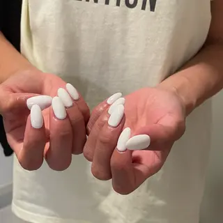 ネイル Ami 🦥のネイルデザイン