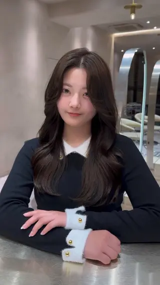 セミロング 韓国ヘア/ベージュ カラー/髪質改善/涼のヘアスタイル