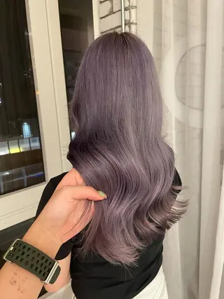 ロング カラー 艶ハイトーン👑♡ NATSUKIのヘアスタイル