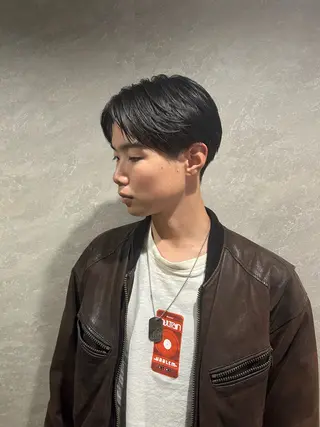 メンズ 新宿 韓国 シャドウパーマ 志龍のヘアスタイル