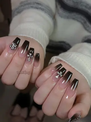 ネイル Dark honey スカルプ専門原宿店のネイルデザイン