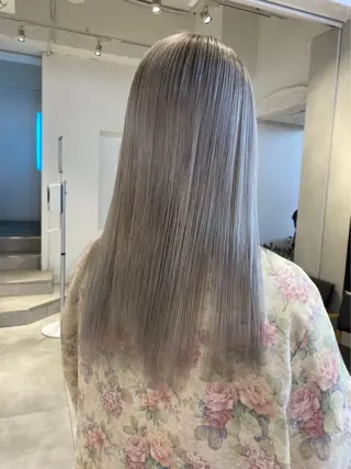 ミディアム ハイトーンカラー 🌙Mina🌙のヘアスタイル