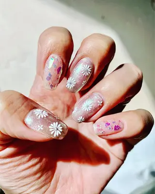 ネイル 大崎 奈々のネイルデザイン