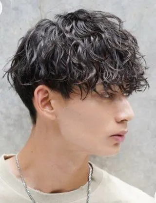 パーマ メンズ 三輪 南月のヘアスタイル