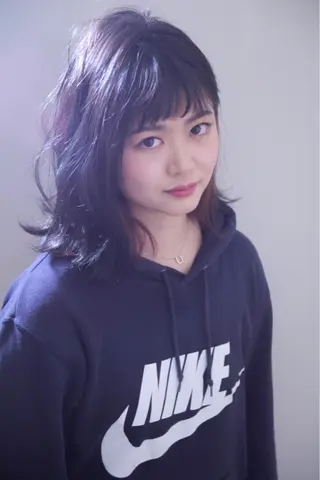 ミディアム 伊藤 裕貴のヘアスタイル