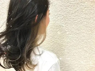 ミディアム カラー 高橋恵🌈生え癖改善 ウルフ/レイヤーのヘアスタイル