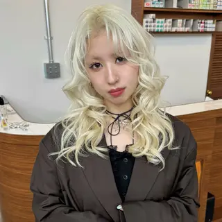 ロング カラー ブリーチ/ハイトーン ダブルカラー/川上のヘアスタイル