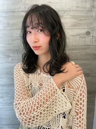 セミロング カラー ヘアアレンジ GO TODAY  SHAiRE SALON岡山所属・Sana/ 耳ツボ/インナーのヘアスタイル