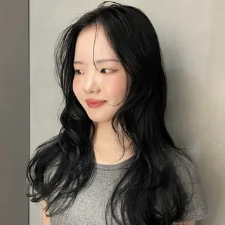 ミディアム カラー レイヤー/ブリーチ ♥️【木坂 桃歌】のヘアスタイル