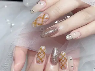 ネイル 〜Shine Nail〜【サイナネイル】パラジェル／ 長さだし／持ち込み／ワンホン／フィルイン所属・サイナ🎀 長さだし&デザインのネイルデザイン