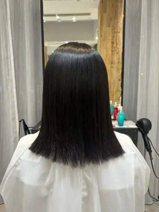 ミディアム view osaka / annaのヘアスタイル