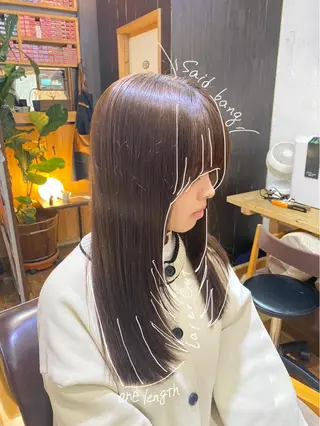 セミロング カラー 【韓国レイヤー特化 ハッシュカット】のヘアスタイル