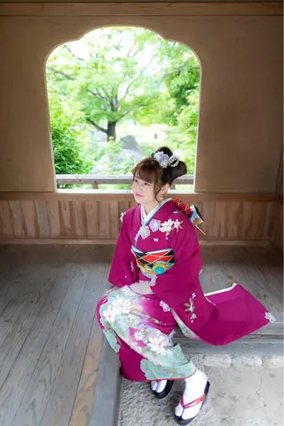 セミロング カラー ヘアアレンジ マツエク・マツパ Kanani所属・田中 佐枝子のヘアスタイル