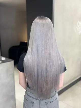 ロング カラー 🇰🇷韓国風ハイ トーンKANA🖤のヘアスタイル