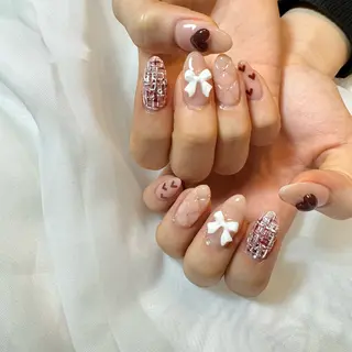 ネイル Aulu'bネイル ボディージュエリーのネイルデザイン