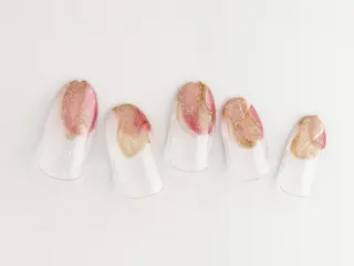 ネイル 💗🪽Tiary Nail🪽💗のネイルデザイン