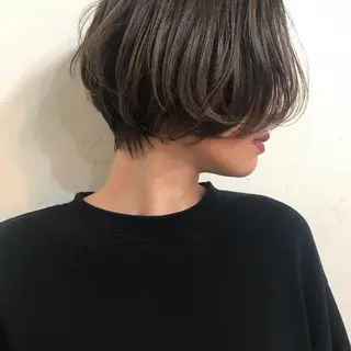 ショート illfrere　イルフレール所属・柳原 実央のヘアスタイル