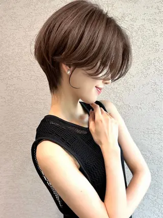 ショート カラー ショート/ボブ 岡田洸太のヘアスタイル