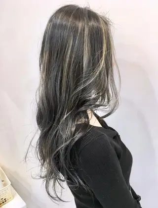 ロング MiL所属・✨ハイトーン✨ 濱田知孝のヘアスタイル