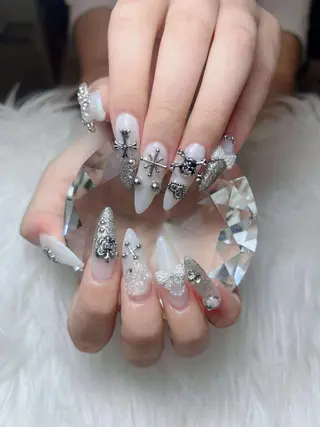 ネイル Lumi Nail 新大久保3‘のネイルデザイン