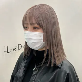 ミディアム カラー 佐々木 愛実のヘアスタイル
