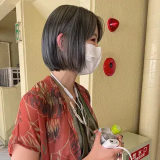 ショート カラー ブリーチ/レイヤー 🌻Mutsumiのヘアスタイル