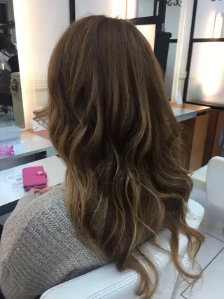 カラー N° jillva ♦️川端裕司♦️のヘアスタイル