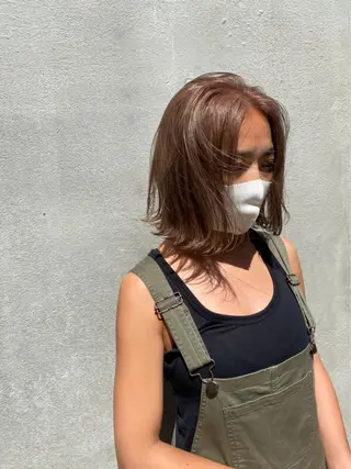 ミディアム カラー 似合わせハイトーン 🍯ayumi🍯のヘアスタイル