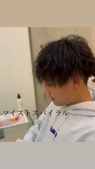 パーマ メンズ 似合わせカット暖色 カラーhiyonaのヘアスタイル