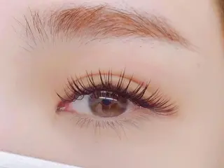 マツエク・マツパ eyeHbe YURIのヘアスタイル