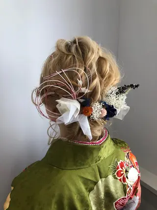 ミディアム ヘアアレンジ charm《銀座》 ヘアセット/縮毛矯正のヘアスタイル