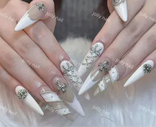 ネイル Jolly Nail Salon ジェル＆長さ出し専門所属・ア ヤのネイルデザイン