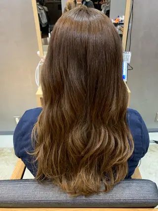 カラー inity　杉本 美羽のヘアスタイル